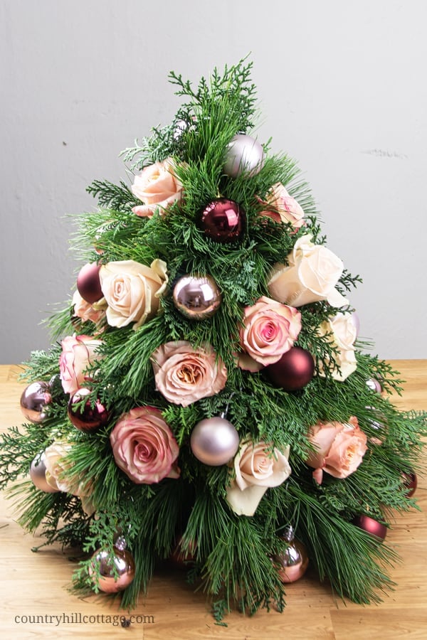 Flowers For Christmas Decorations And Arrangements